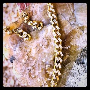 VTG gold link rhinestone necklace & earrings